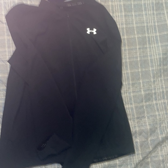 Under armor heat gear top/bottom - Picture 4 of 5